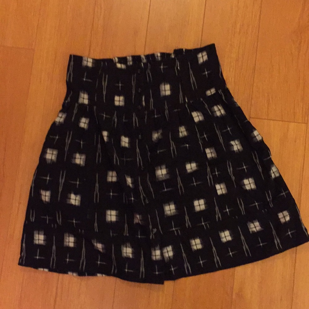 Fun and flirty patterned skirt